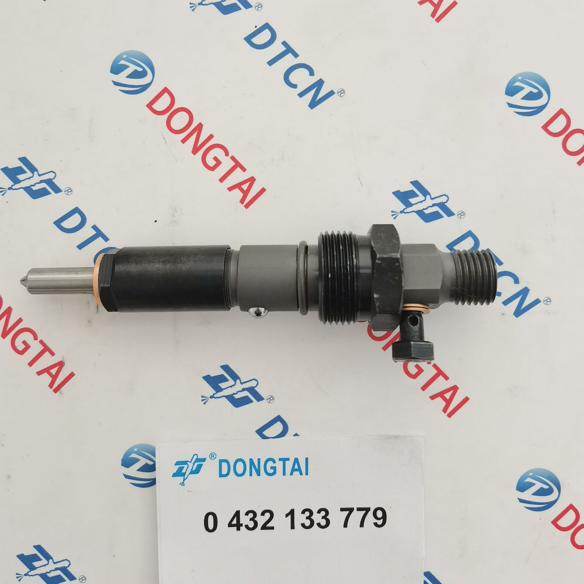0432133779 Bosch Diesel Fuel Injector  For New Holland
